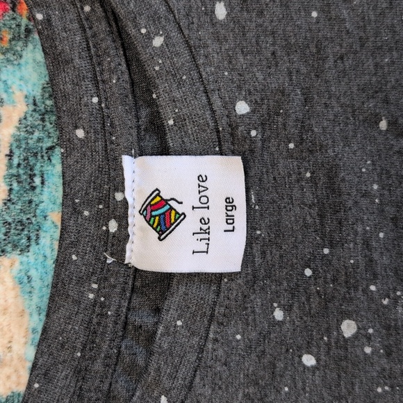 Like Love Gray T-shirt With White Paint Splatter Design NWT Large - Picture 2 of 6